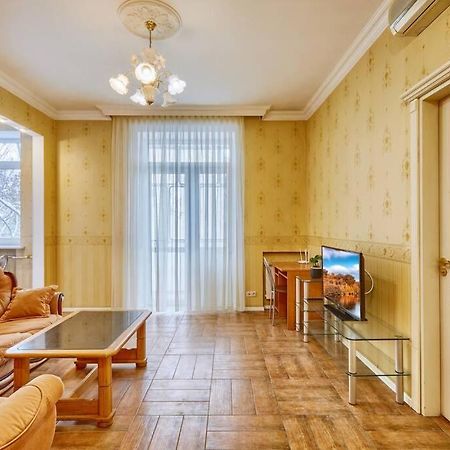 Apartment near Bessarabsky square Kiev Exteriör bild