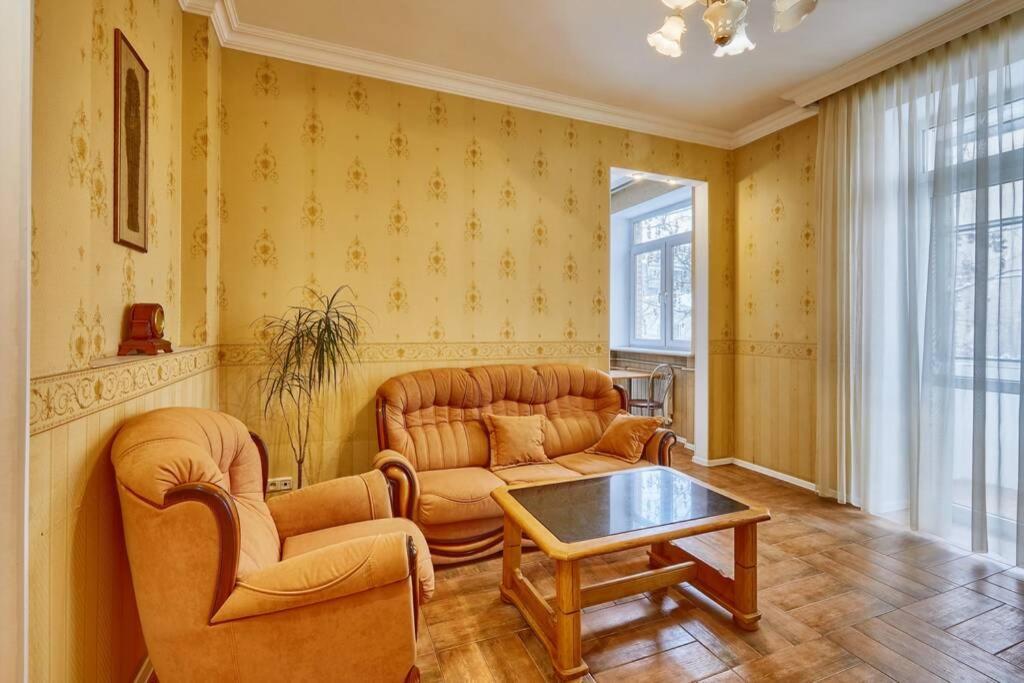 Apartment near Bessarabsky square Kiev Exteriör bild