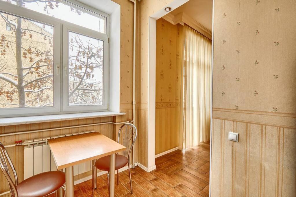 Apartment near Bessarabsky square Kiev Exteriör bild