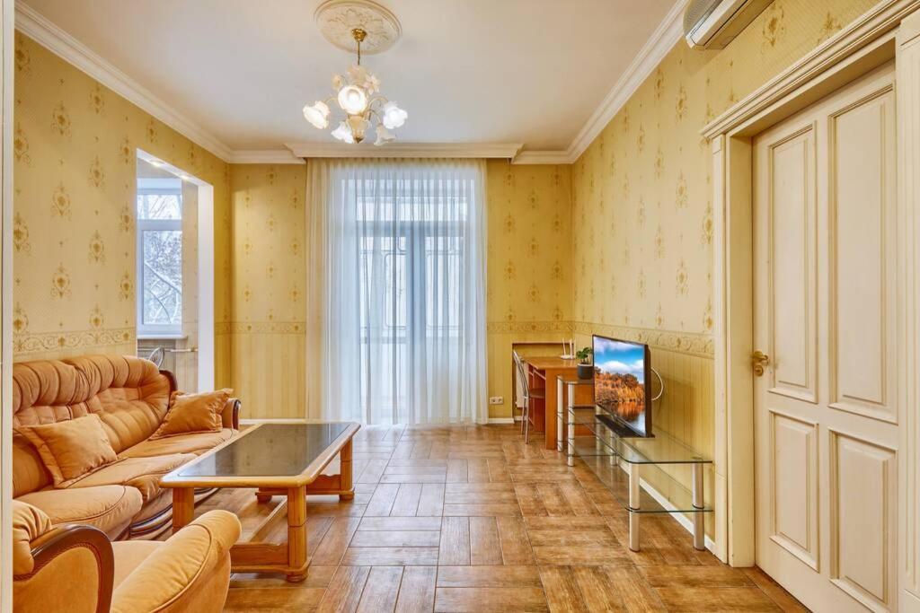 Apartment near Bessarabsky square Kiev Exteriör bild